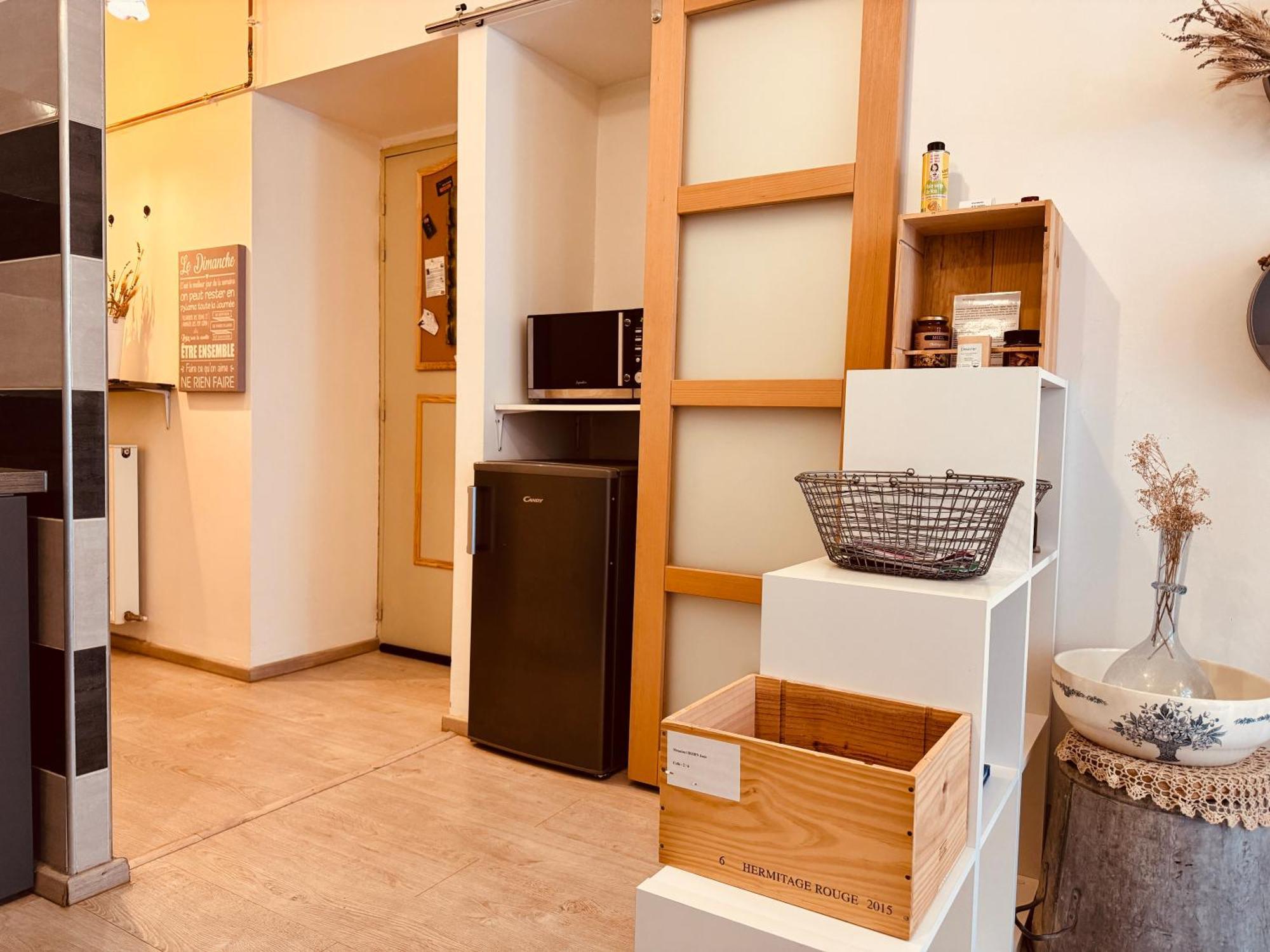 La Lavandiere, Centre Historique, Fibre, Ess, Rez-De-Chaussee, Bedinshop Romans-sur-Isère المظهر الخارجي الصورة